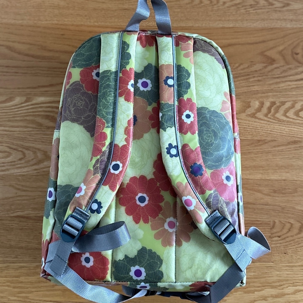 L.L. Bean Classic Backpack - Picture 2 of 16